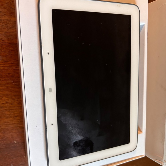 Google Home Hub - Picture 2 of 4